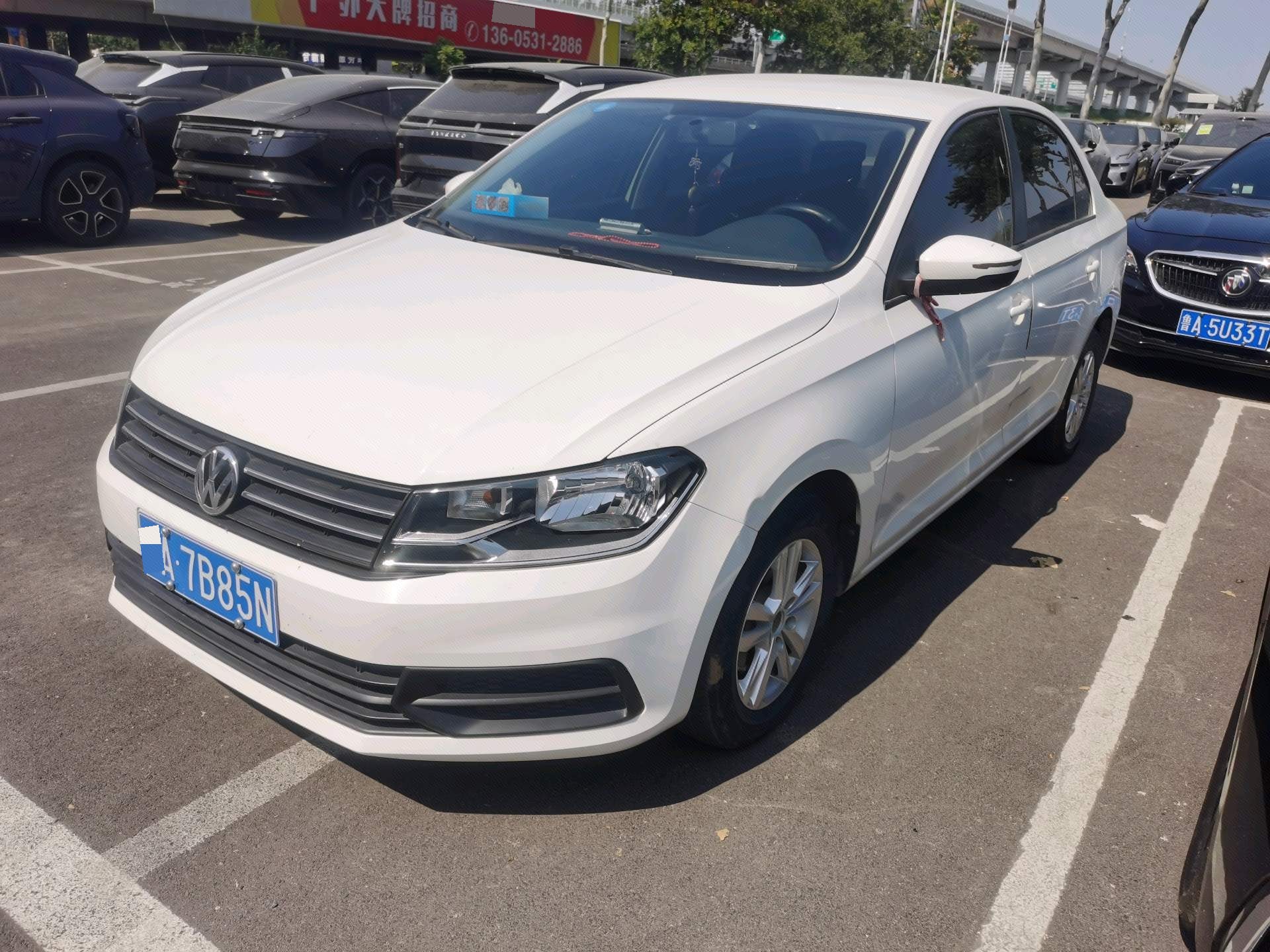 Volkswagen Santana 2019 car image 