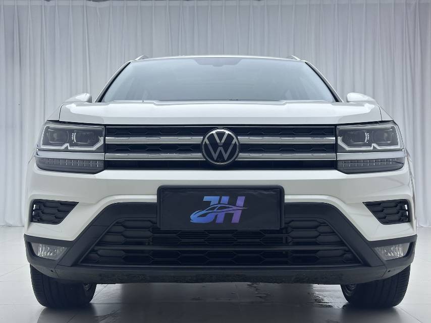 Volkswagen Tharu 2022 car image #2