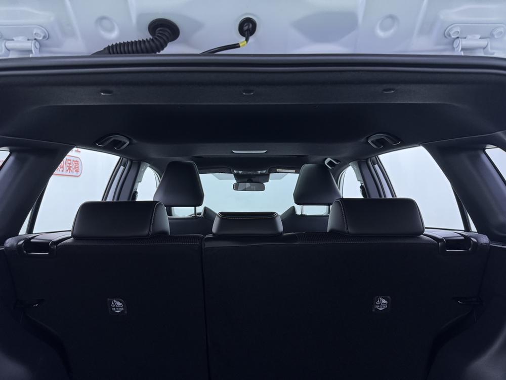 2026 #16 2026 immagine di auto #16