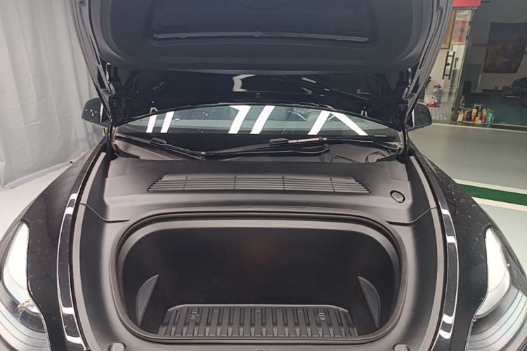 Tesla Model Y 2022 #20 Tesla Model Y 2022 car image #20