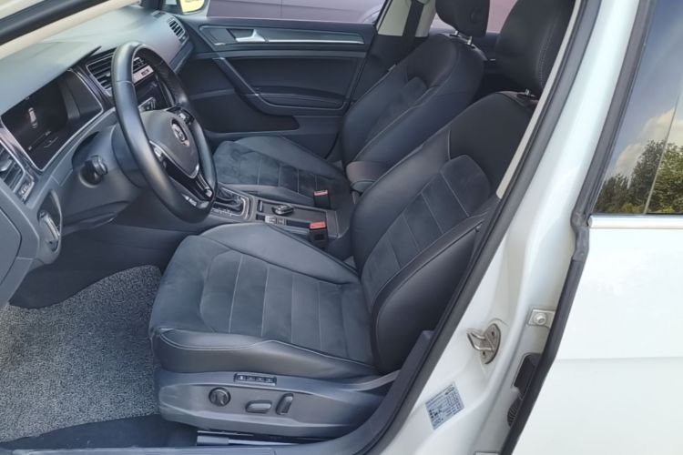 Volkswagen Golf 2019 #19 Volkswagen Golf 2019 car image #19