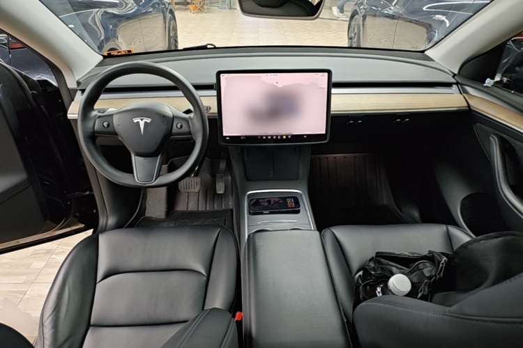 Tesla Model Y 2022 #10 Tesla Model Y 2022 صورة سيارة #10