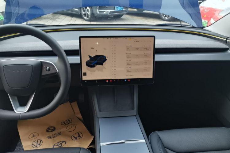 Tesla Model 3 2025 #13 Tesla Model 3 2025 car image #13