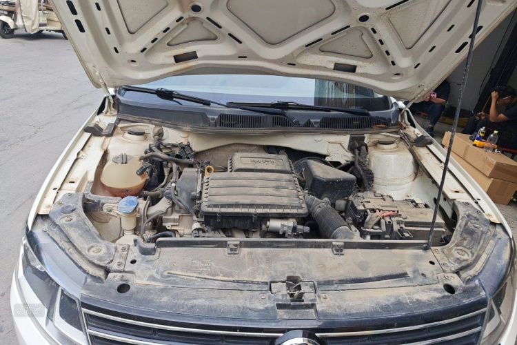 Volkswagen Lavida 2019 car image #22