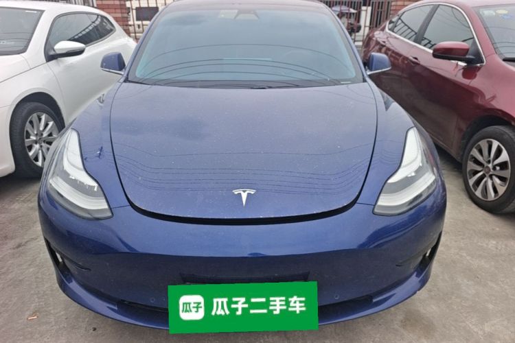 Tesla Model 3 2020 car image #3