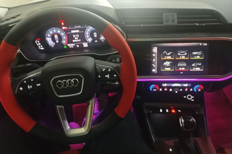 Audi Q3 2020 #10 Audi Q3 2020 car image #10