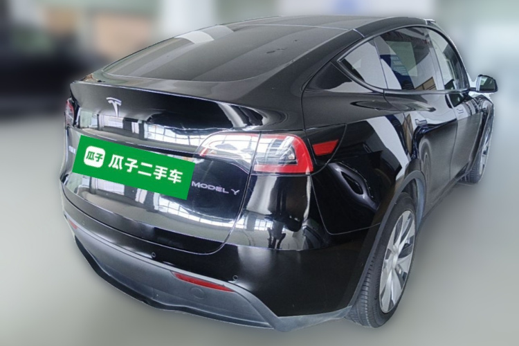 Tesla Model Y 2021 #7 Tesla Model Y 2021 car image #7