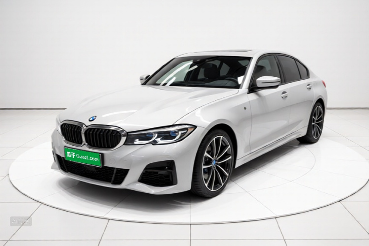 BMW 3 Series 2022 #2 BMW 3 Series 2022 car image #2