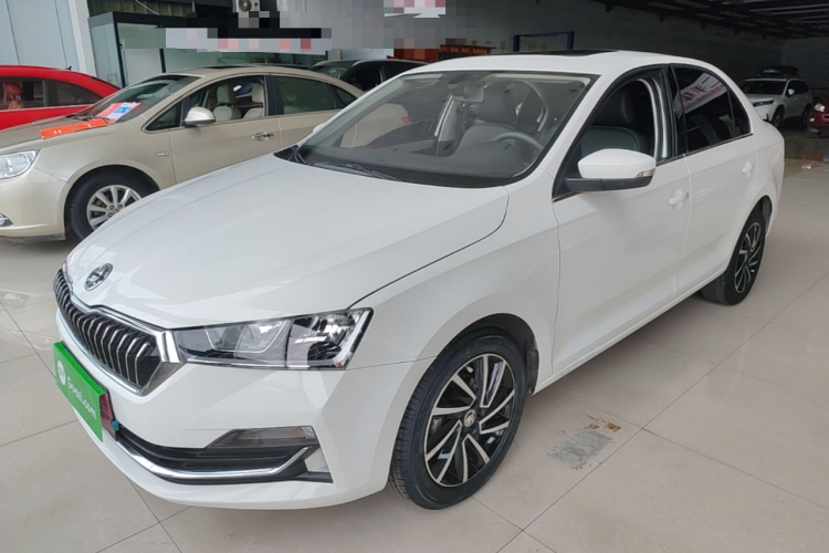 Skoda Rapid 2021 #2 Skoda Rapid 2021 image de voiture #2