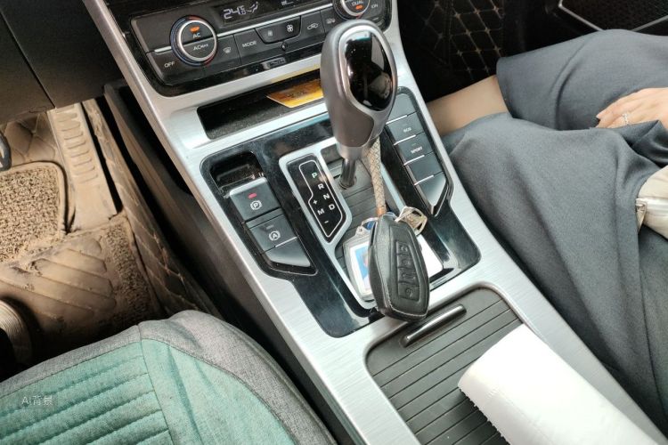 GEELY Emgrand GS 2019 #16 GEELY Emgrand GS 2019 car image #16