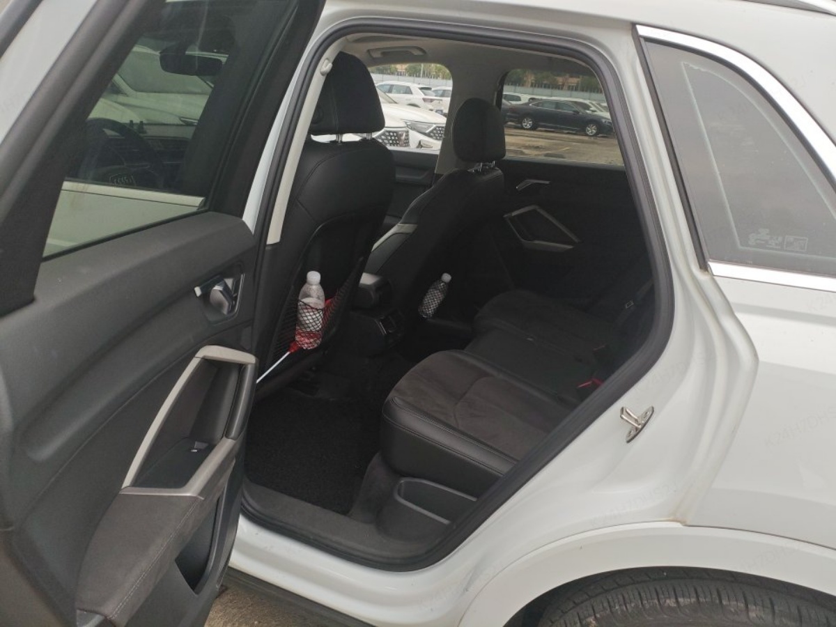 Audi Q3 2023 image de voiture #7
