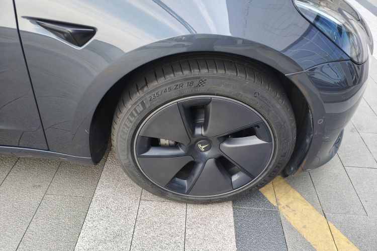 Tesla Model 3 2023 #6 Tesla Model 3 2023 immagine di auto #6