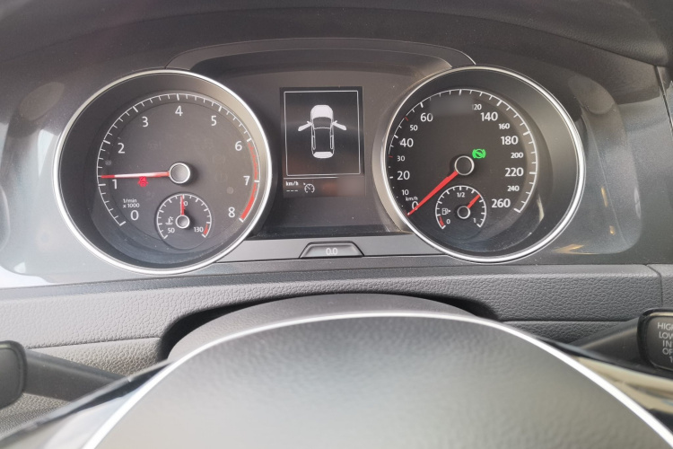 Volkswagen Golf 2019 #16 Volkswagen Golf 2019 car image #16
