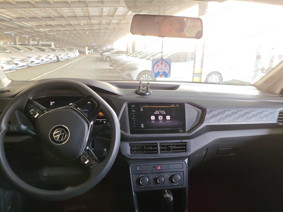 Volkswagen T-Cross 2023 #2 Volkswagen T-Cross 2023 صورة سيارة #2
