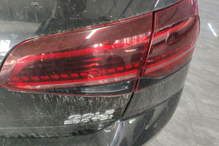 Volkswagen Golf 2018 immagine di auto #8