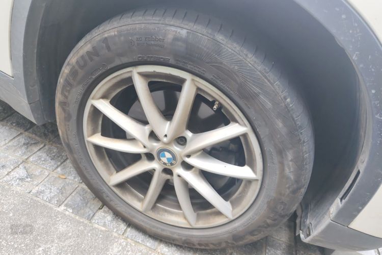 BMW X1 2019 #9 BMW X1 2019 car image #9