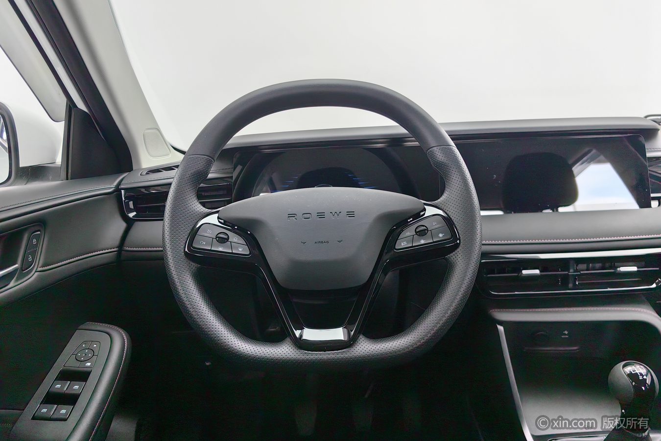 Roewe i5 2025 #11 Roewe i5 2025 car image #11