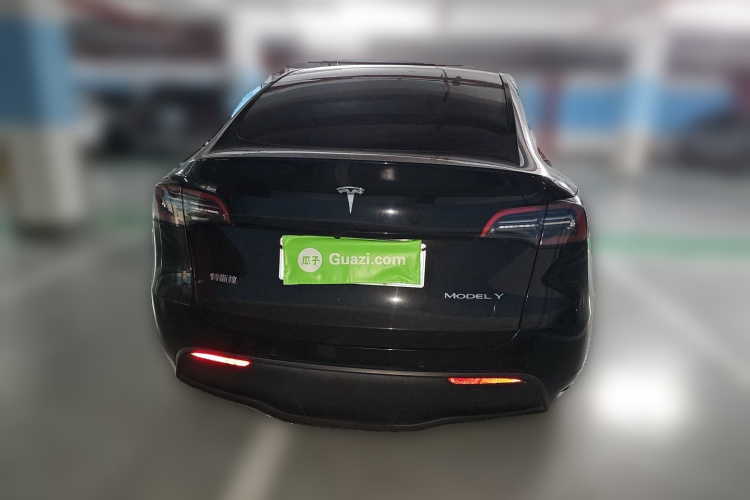 Tesla Model Y 2023 #4 Tesla Model Y 2023 immagine di auto #4