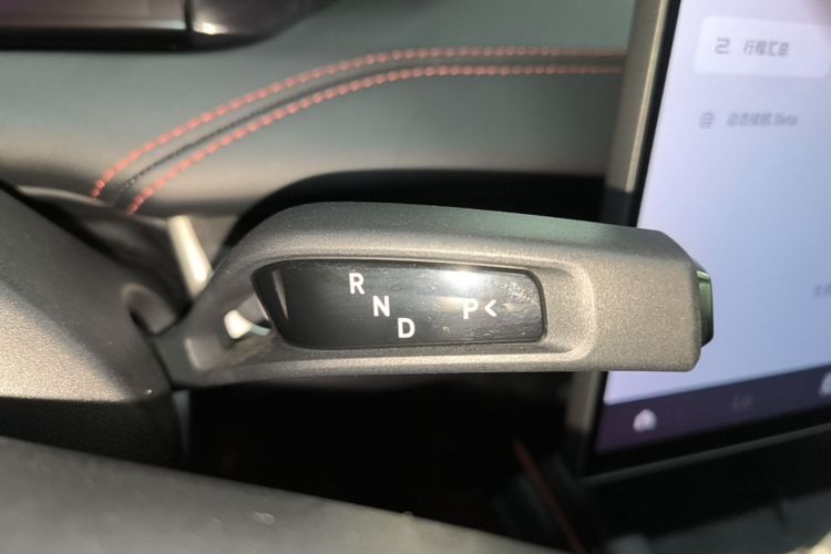 MI SU7 2024 car image #14