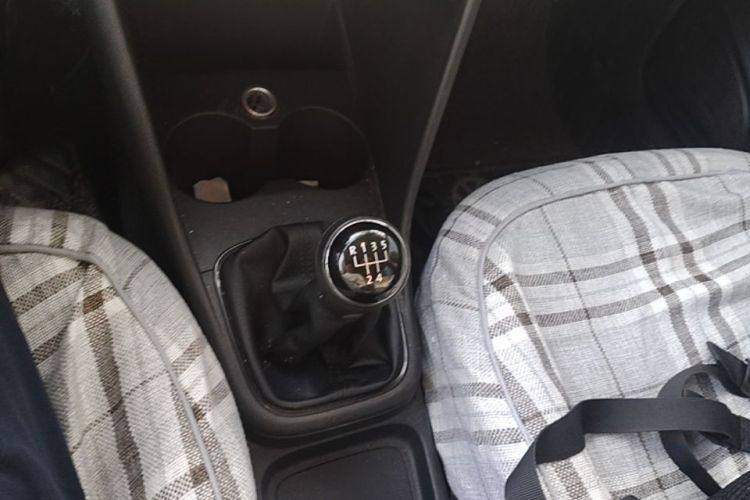 Volkswagen Polo 2014 #16 Volkswagen Polo 2014 car image #16