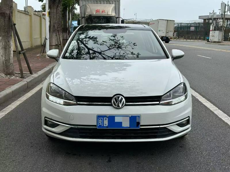 Volkswagen Golf 2019 #2 Volkswagen Golf 2019 car image #2