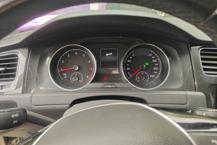 Volkswagen Golf 2019 #16 Volkswagen Golf 2019 car image #16