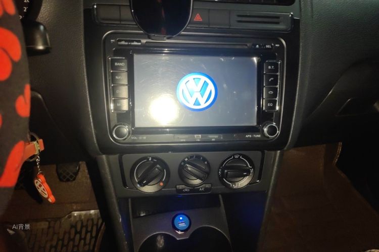Volkswagen Polo 2015 #15 Volkswagen Polo 2015 car image #15