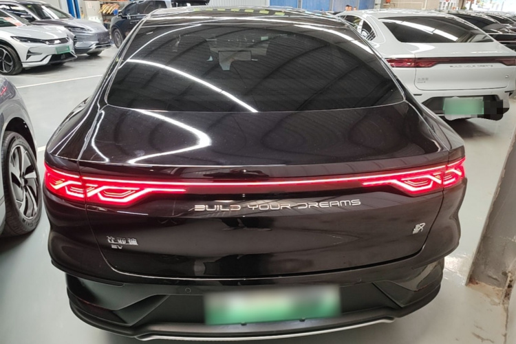 BYD Han 2025 car image #4