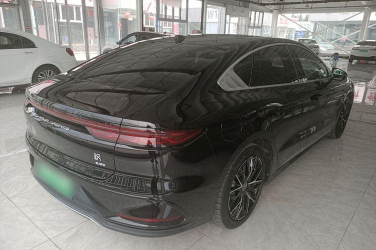 BYD Han 2024 car image #7