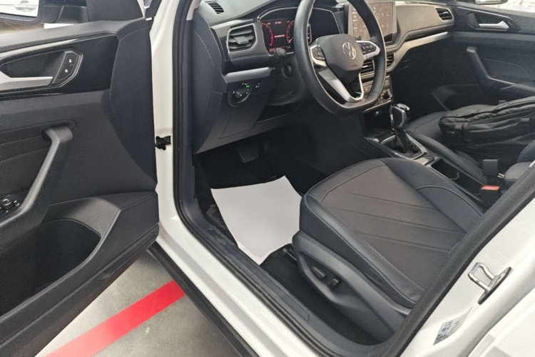 Volkswagen Tharu 2025 #16 Volkswagen Tharu 2025 imagen de coche #16