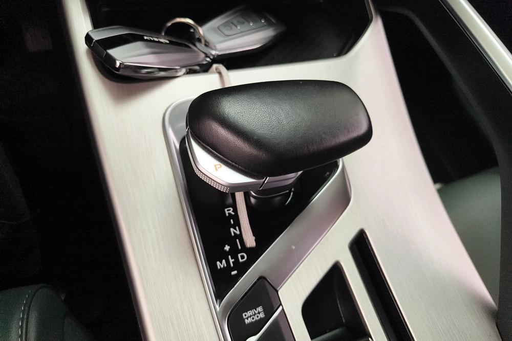 GEELY Coolray 2023 image de voiture #15