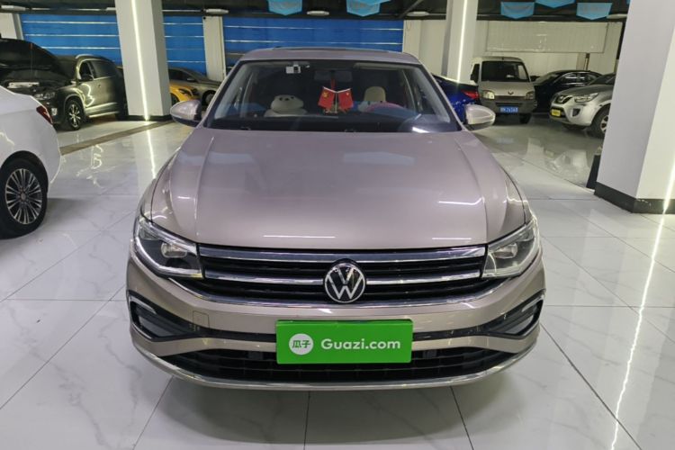 Volkswagen Bora 2023 image de voiture #3
