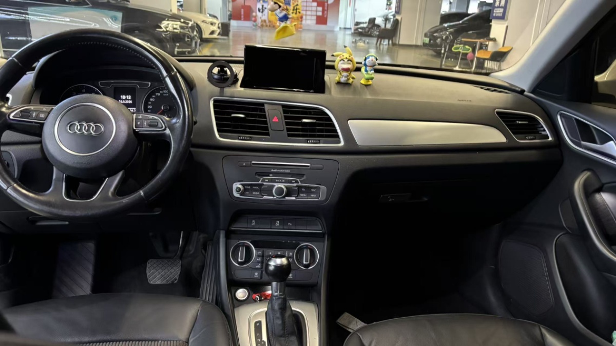 Audi Q3 2017 #6 Audi Q3 2017 car image #6