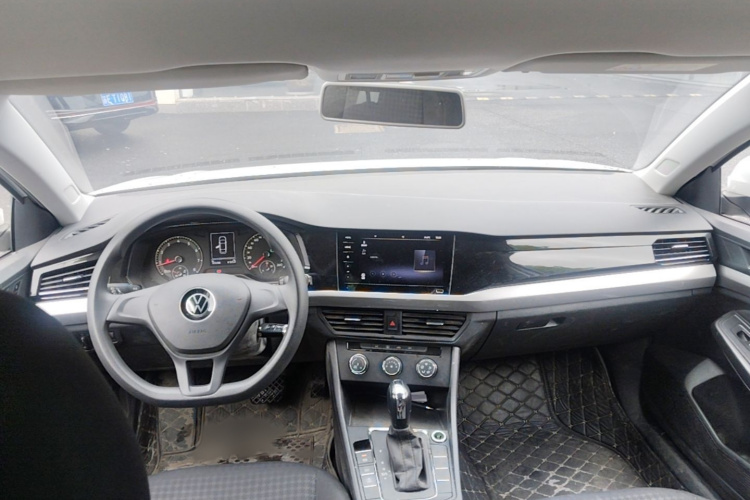 Volkswagen Bora 2022 car image #12