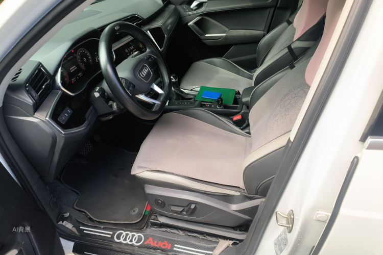 Audi Q3 2023 #17 Audi Q3 2023 car image #17