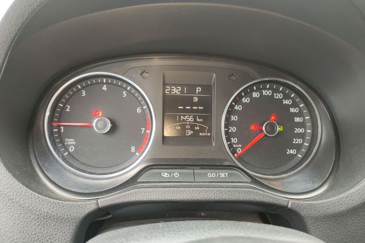 Volkswagen Polo 2016 #12 Volkswagen Polo 2016 car image #12