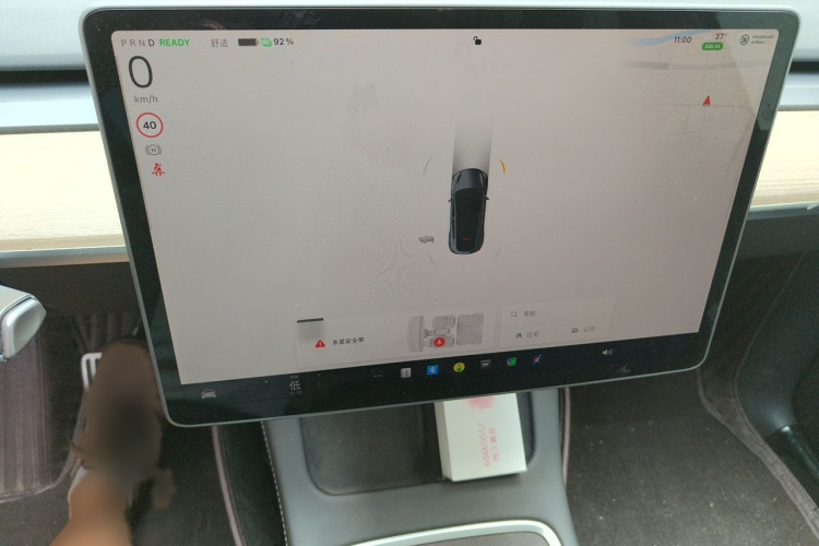 Tesla Model Y 2022 immagine di auto #16