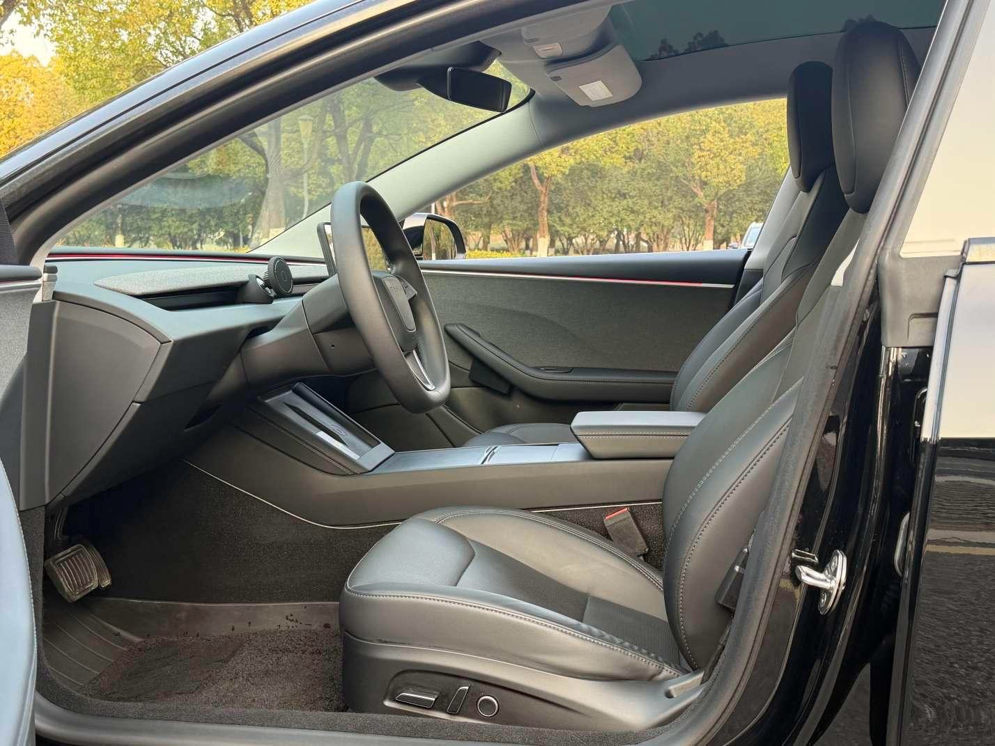 Tesla Model 3 2026 #4 Tesla Model 3 2026 car image #4