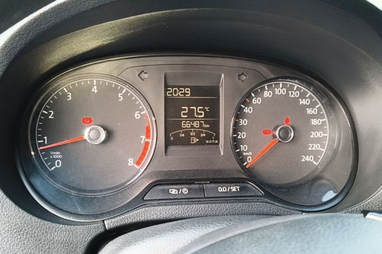 Volkswagen Polo 2017 #12 Volkswagen Polo 2017 car image #12