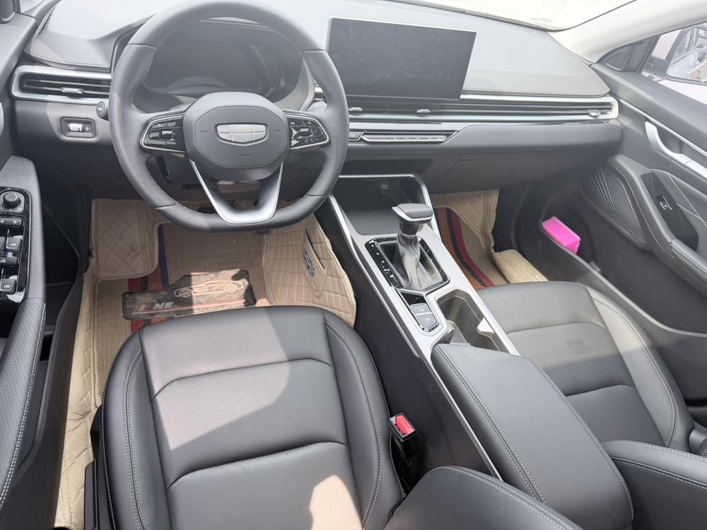 GEELY Emgrand 2024 car image #7