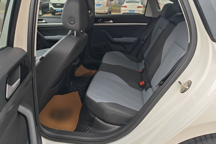Volkswagen Lavida 2023 car image #13