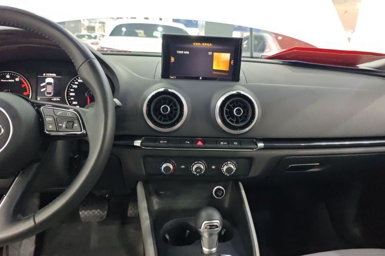 Audi A3 2021 car image #13