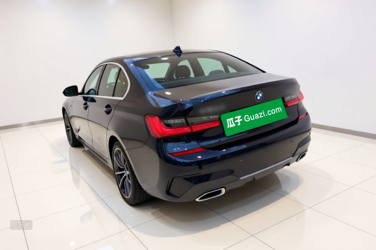 BMW 3 Series 2021 #5 BMW 3 Series 2021 car image #5