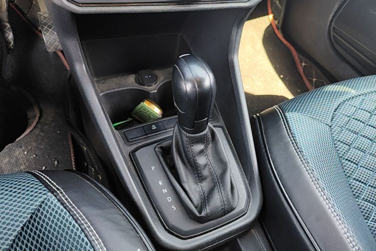 Volkswagen Santana 2020 car image #16