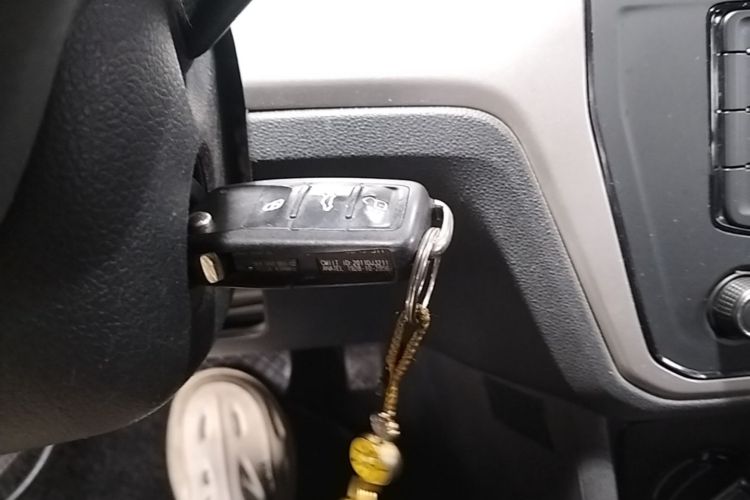 Volkswagen Lavida 2019 car image #9