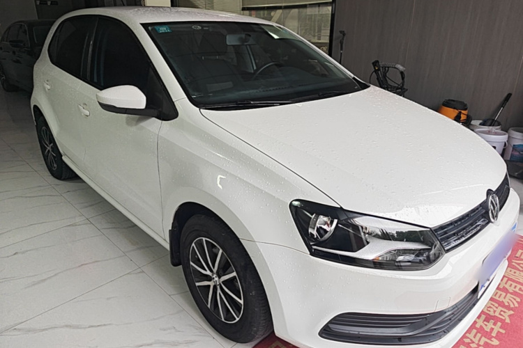 Volkswagen Polo 2019 car image #4