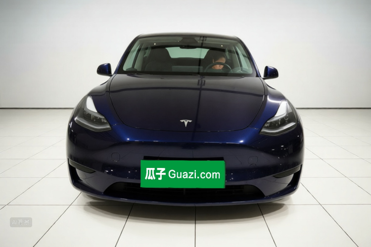 Tesla Model Y 2023 #3 Tesla Model Y 2023 car image #3