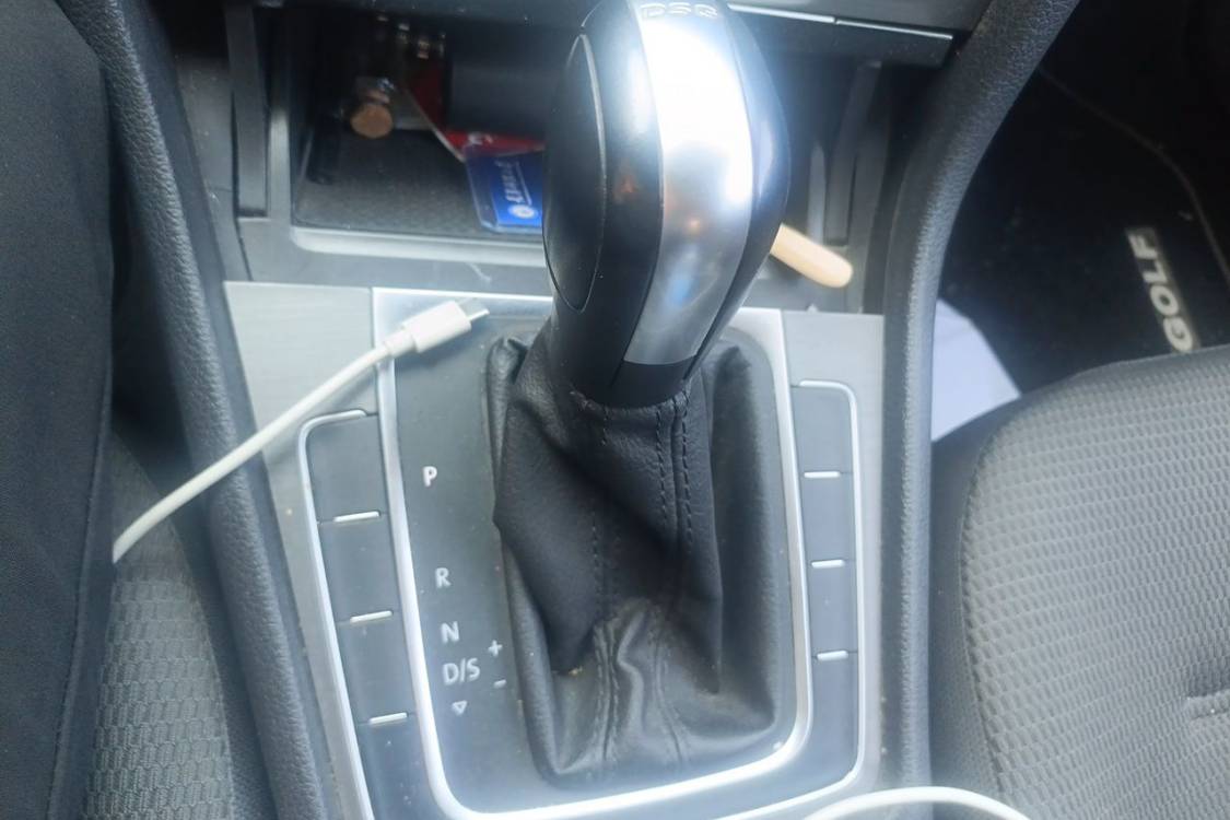Volkswagen Golf 2016 car image #29