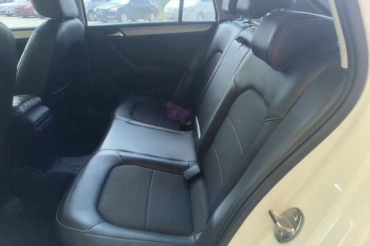 Volkswagen Santana 2016 car image #17