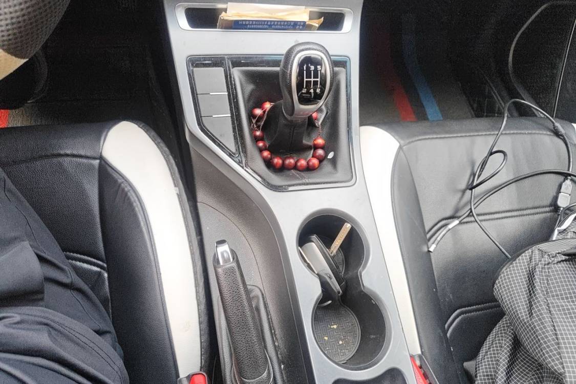GEELY Emgrand 2018 #27 GEELY Emgrand 2018 car image #27